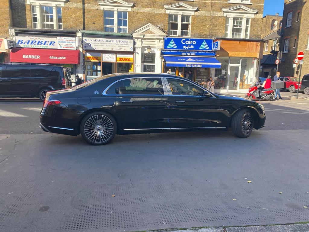A Convenient and Reliable Journey: Heathrow Airport Taxi to and from London Heathrow Airport