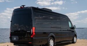 luxury minibus service in Heathrow