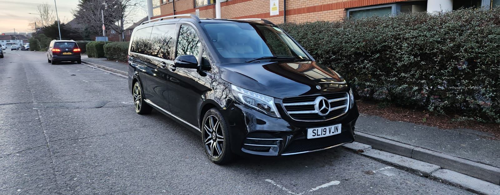 London’s Executive Car Services: Impress Your Clients in Style!