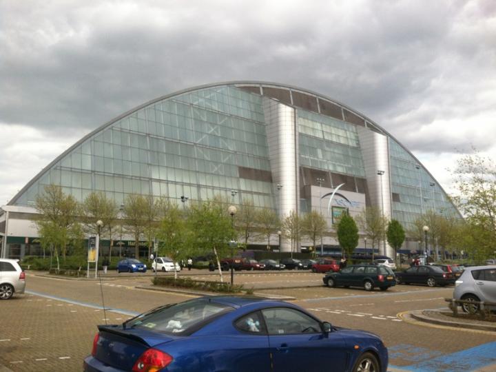 Enjoying Luxury and Comfortable Travel with Milton Keynes Chauffeur Services