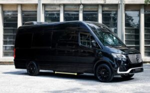 luxury minibus service in London City